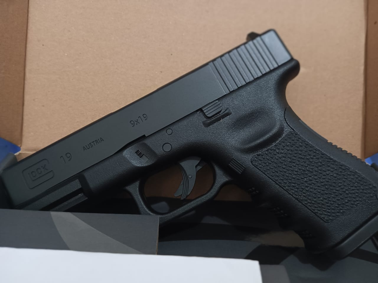 Gambar G19 co2 Non Blowback Classical Gun